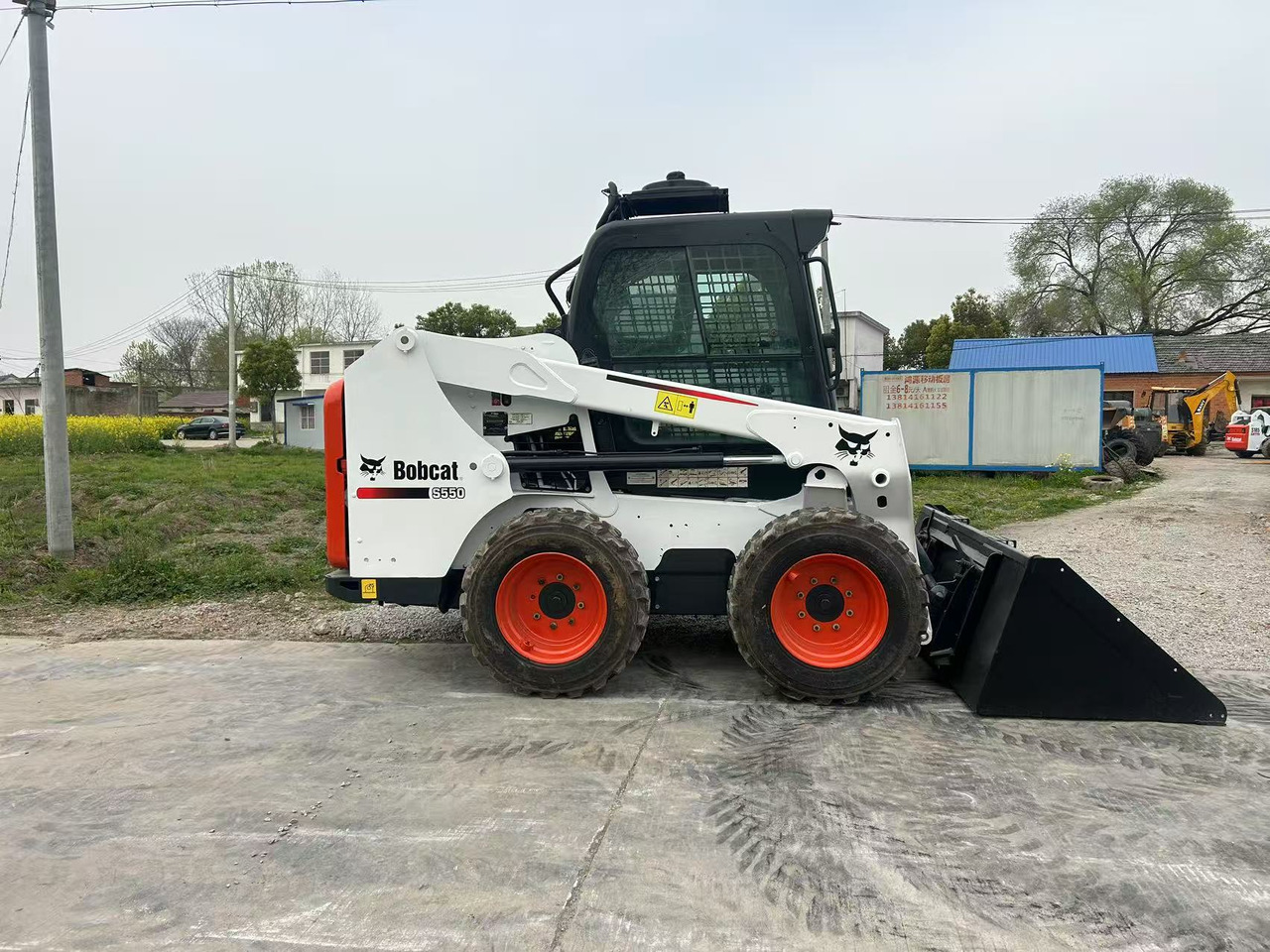 BOBCAT S550 - Skridstyret minilæsser: billede 3 BOBCAT S550 - Skridstyret minilæsser: billede 3