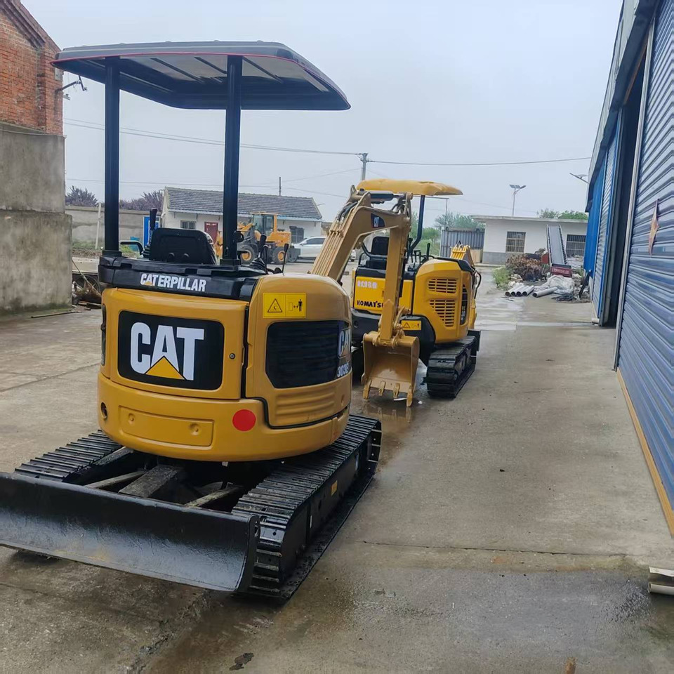 CATERPILLAR 303ECR - Minigravemaskine: billede 3 CATERPILLAR 303ECR - Minigravemaskine: billede 3