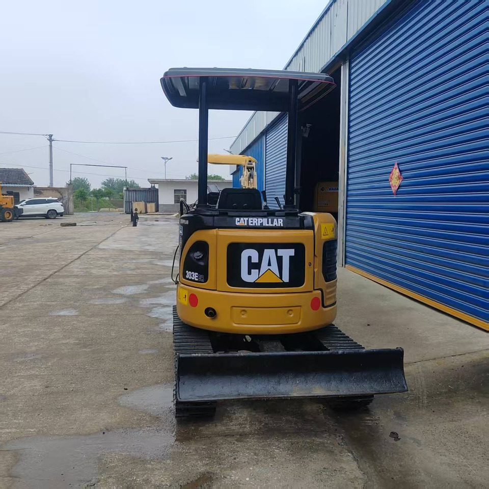 CATERPILLAR 303ECR - Minigravemaskine: billede 2 CATERPILLAR 303ECR - Minigravemaskine: billede 2