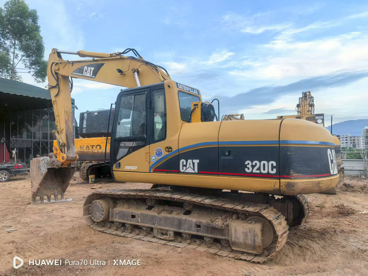 CATERPILLAR 320C - Bæltegravemaskine: billede 1 CATERPILLAR 320C - Bæltegravemaskine: billede 1