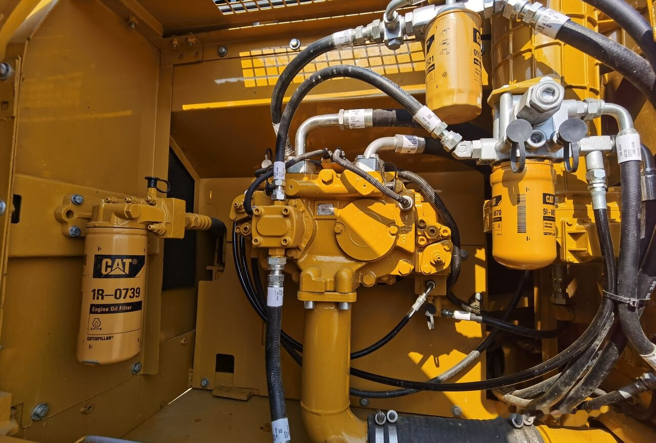 Caterpillar 329D2L - Bæltegravemaskine: billede 4 Caterpillar 329D2L - Bæltegravemaskine: billede 4