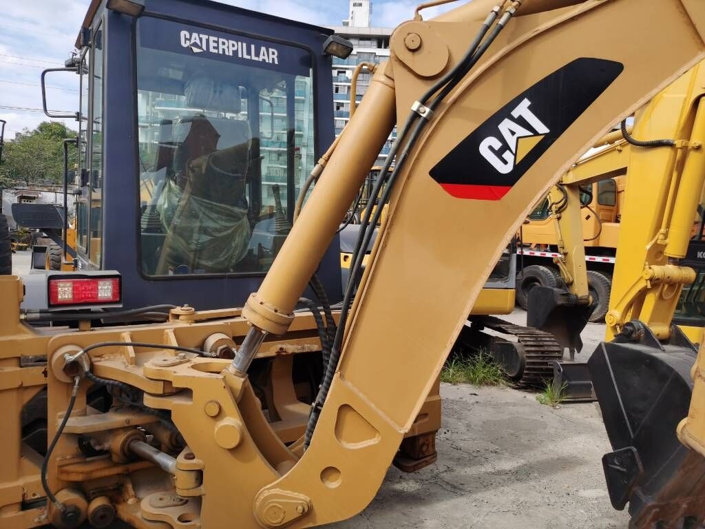 Caterpillar 420F - Gravelæssemaskine: billede 1 Caterpillar 420F - Gravelæssemaskine: billede 1