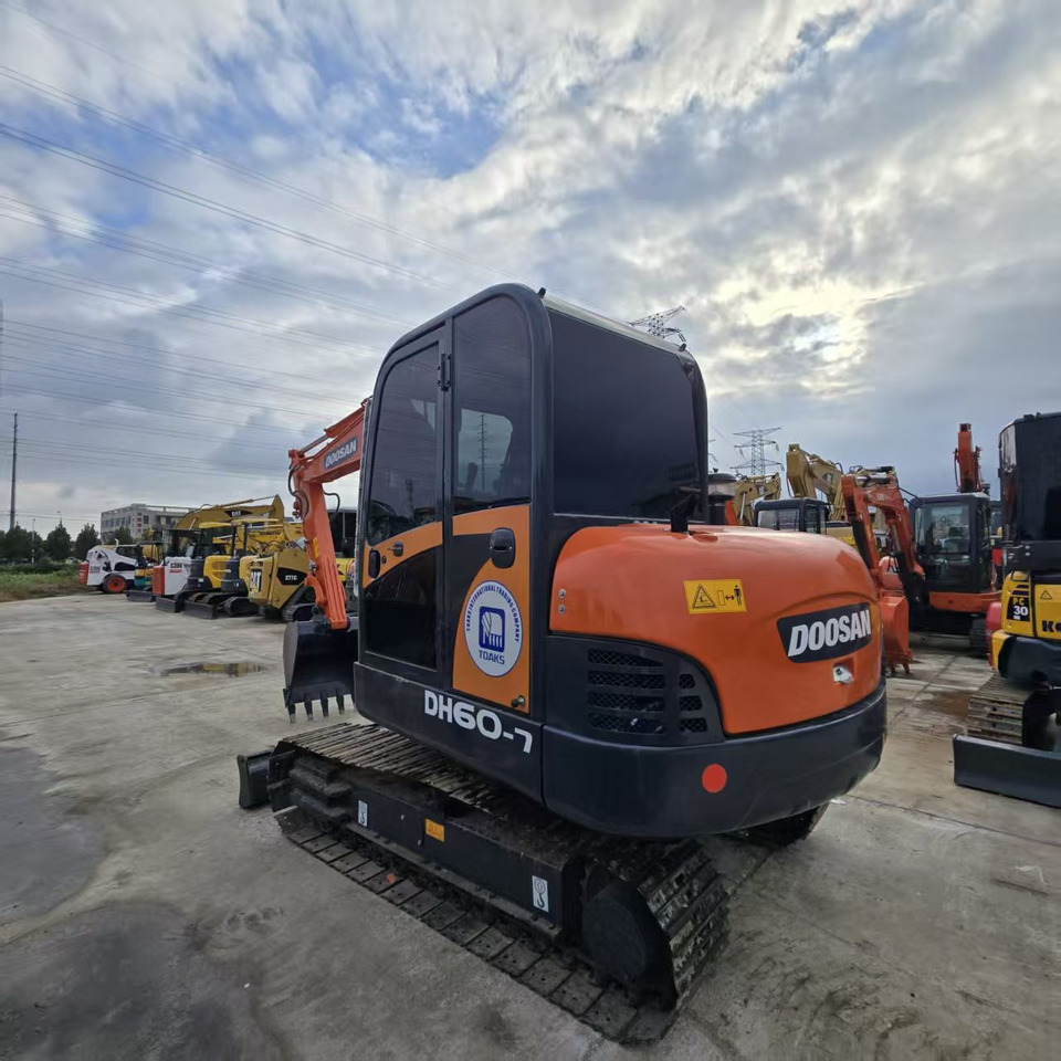 DOOSAN DH60-7 - Minigravemaskine: billede 4 DOOSAN DH60-7 - Minigravemaskine: billede 4
