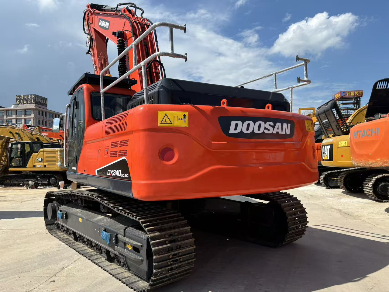 DOOSAN DX340LC-9C - Bæltegravemaskine: billede 2 DOOSAN DX340LC-9C - Bæltegravemaskine: billede 2