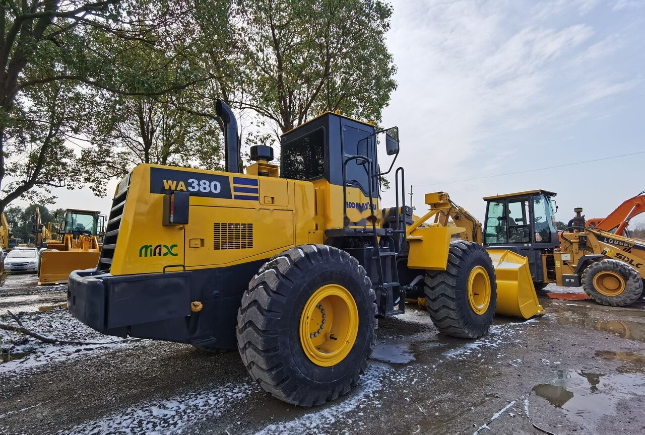 Komatsu WA380 - Gummihjulslæsser: billede 1 Komatsu WA380 - Gummihjulslæsser: billede 1