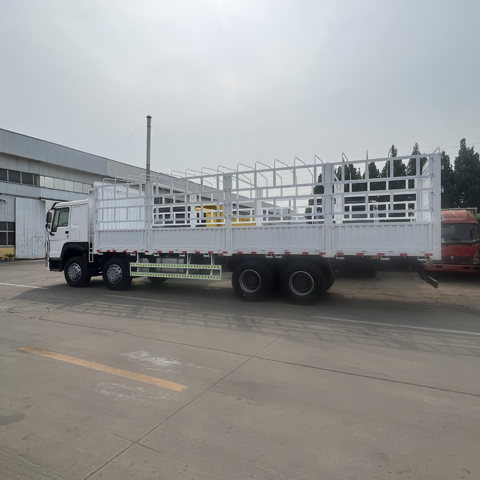 SINOTRUK HOWO 8*4 Fence Truck - Lastbil: billede 2 SINOTRUK HOWO 8*4 Fence Truck - Lastbil: billede 2