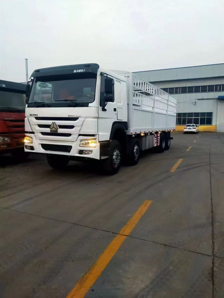 SINOTRUK Howo 8*4 Fence Brucket Truck - Lastbil: billede 1 SINOTRUK Howo 8*4 Fence Brucket Truck - Lastbil: billede 1