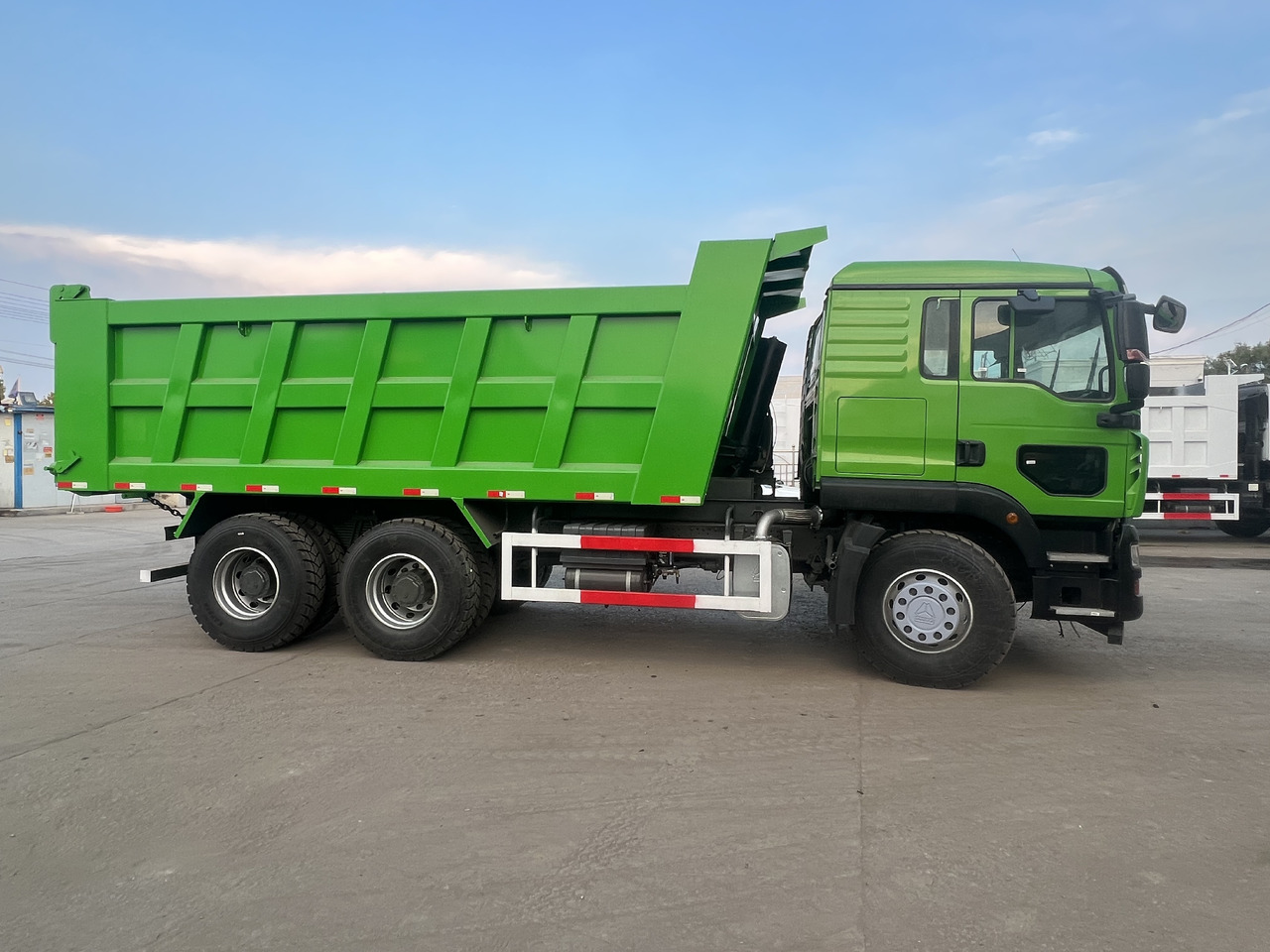 Sinotruk HOWO - Tipvogn lastbil: billede 3 Sinotruk HOWO - Tipvogn lastbil: billede 3