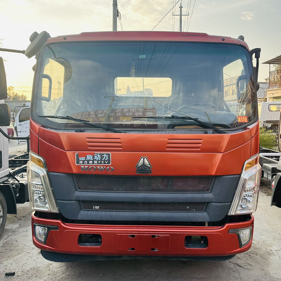 SINOTRUK HOWO - Trækker: billede 1 SINOTRUK HOWO - Trækker: billede 1