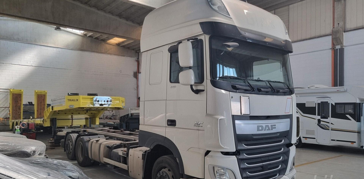 DAF XF 440 Euro 6 - Full Pneumatico - 2015 - Containerbil/ Veksellad lastbil: billede 4 DAF XF 440 Euro 6 - Full Pneumatico - 2015 - Containerbil/ Veksellad lastbil: billede 4