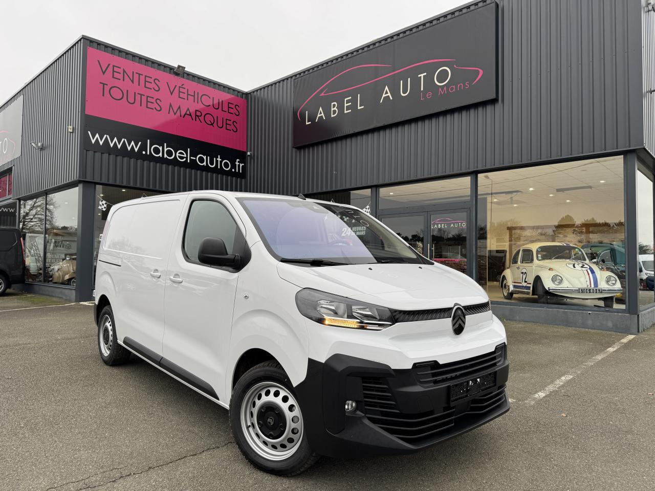 CITROEN Jumpy M 2.0 BlueHDi - 145 S&S - BV EAT8  III FOURGON . PHASE 2 - Varevogn: billede 1 CITROEN Jumpy M 2.0 BlueHDi - 145 S&S - BV EAT8  III FOURGON . PHASE 2 - Varevogn: billede 1