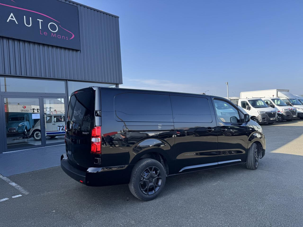 CITROEN Jumpy M 2.0 BlueHDi - 180 S&S - BV EAT8  III FOURGON . PHASE 2 - Varevogn: billede 5 CITROEN Jumpy M 2.0 BlueHDi - 180 S&S - BV EAT8  III FOURGON . PHASE 2 - Varevogn: billede 5