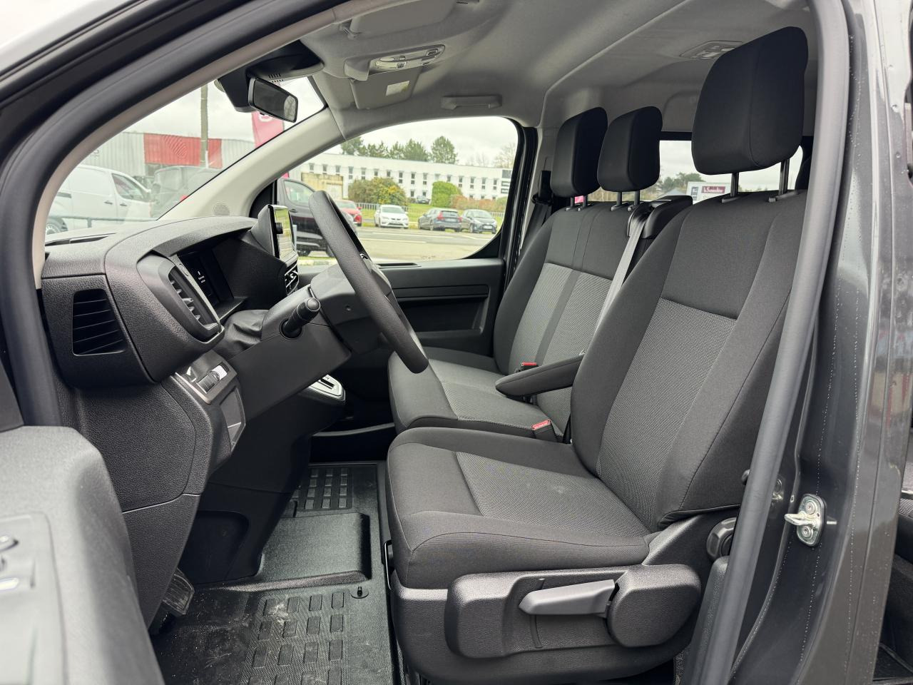 CITROEN Jumpy XL 2.0 BlueHDi - 180 S&S - BV EAT8 III CABINE APPROFONDIE Cabine approfondie Fixe PHASE 2 - Varevogn: billede 4 CITROEN Jumpy XL 2.0 BlueHDi - 180 S&S - BV EAT8 III CABINE APPROFONDIE Cabine approfondie Fixe PHASE 2 - Varevogn: billede 4