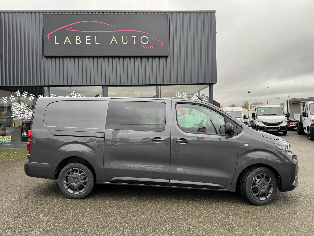 CITROEN Jumpy XL 2.0 BlueHDi - 180 S&S - BV EAT8 III CABINE APPROFONDIE Cabine approfondie Fixe PHASE 2 - Varevogn: billede 2 CITROEN Jumpy XL 2.0 BlueHDi - 180 S&S - BV EAT8 III CABINE APPROFONDIE Cabine approfondie Fixe PHASE 2 - Varevogn: billede 2