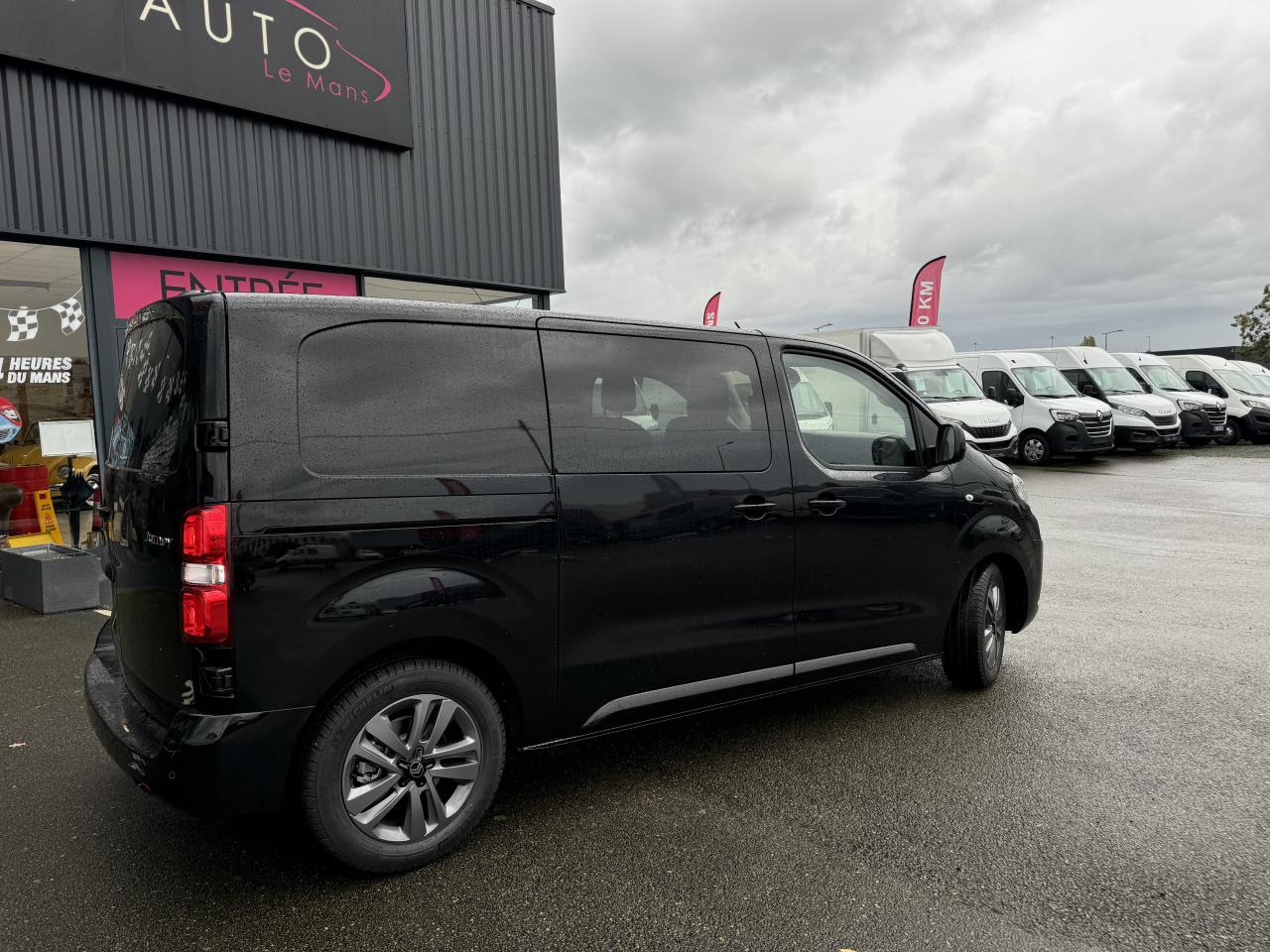 CITROEN jumpy M 2.0 BLUEHDI 180 S S EAT8 DOUBLE CABINE 5 PLACES - Varevogn: billede 5 CITROEN jumpy M 2.0 BLUEHDI 180 S S EAT8 DOUBLE CABINE 5 PLACES - Varevogn: billede 5