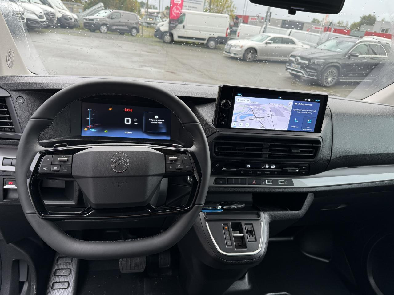 CITROEN jumpy M 2.0 BLUEHDI 180 S S EAT8 DOUBLE CABINE 5 PLACES - Varevogn: billede 3 CITROEN jumpy M 2.0 BLUEHDI 180 S S EAT8 DOUBLE CABINE 5 PLACES - Varevogn: billede 3