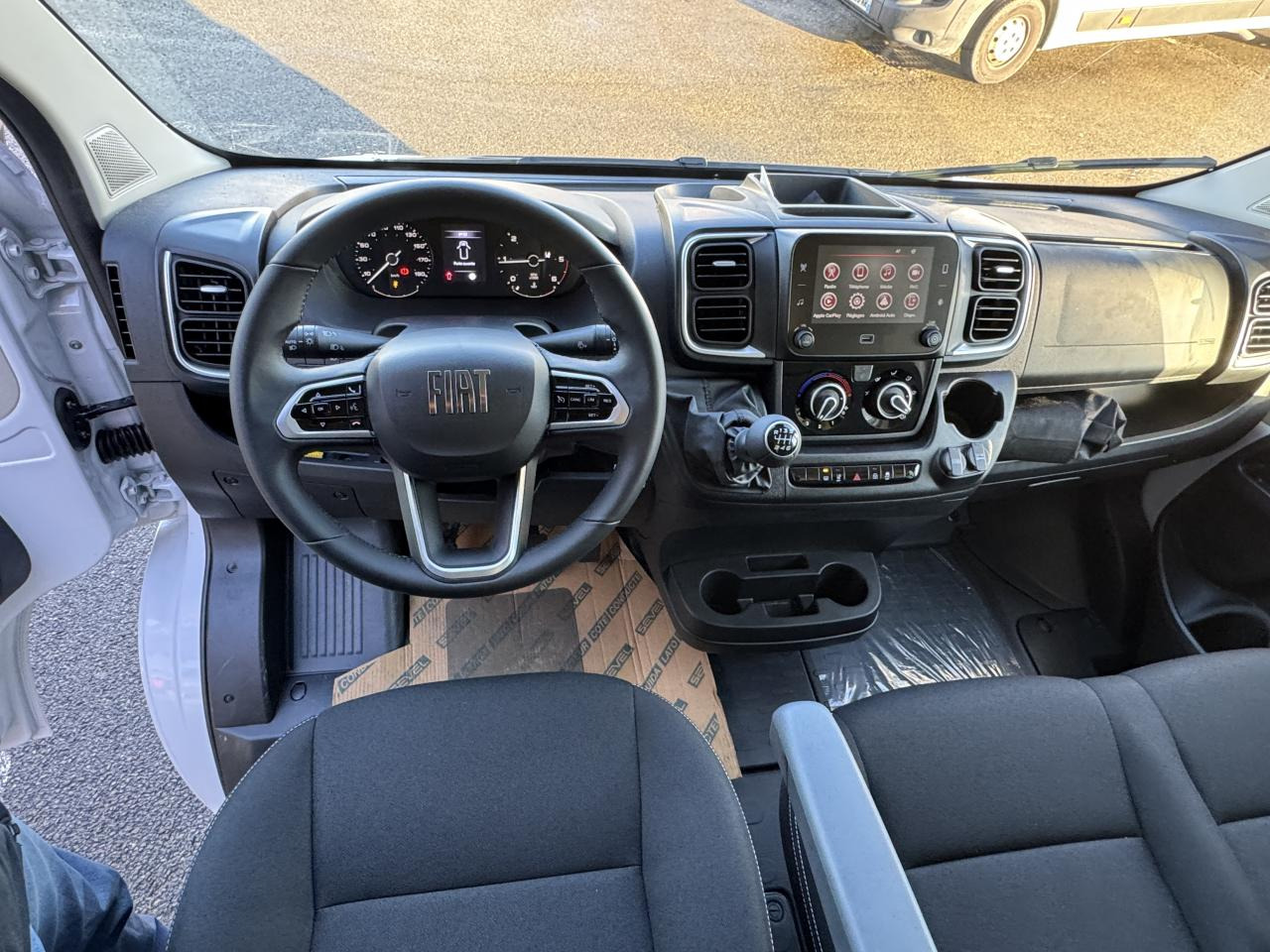 FIAT Ducato Tôlé 3.3 L H2 2.2 - 140ch - Varevogn: billede 3 FIAT Ducato Tôlé 3.3 L H2 2.2 - 140ch - Varevogn: billede 3