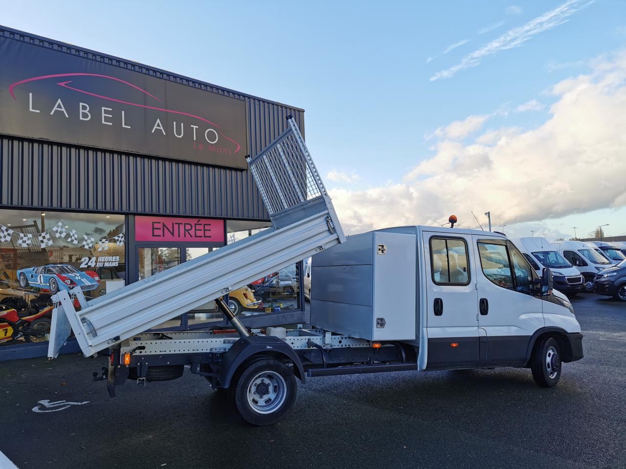 IVECO Daily 35 C 14H D/P S&S (Quad-Tor) CHASSIS DOUBLE CABINE 2014 35C/35S CHASSIS CABINE DOUBLE Chas - Ladbil med tip, Mandskabsbil: billede 5 IVECO Daily 35 C 14H D/P S&S (Quad-Tor) CHASSIS DOUBLE CABINE 2014 35C/35S CHASSIS CABINE DOUBLE Chas - Ladbil med tip, Mandskabsbil: billede 5