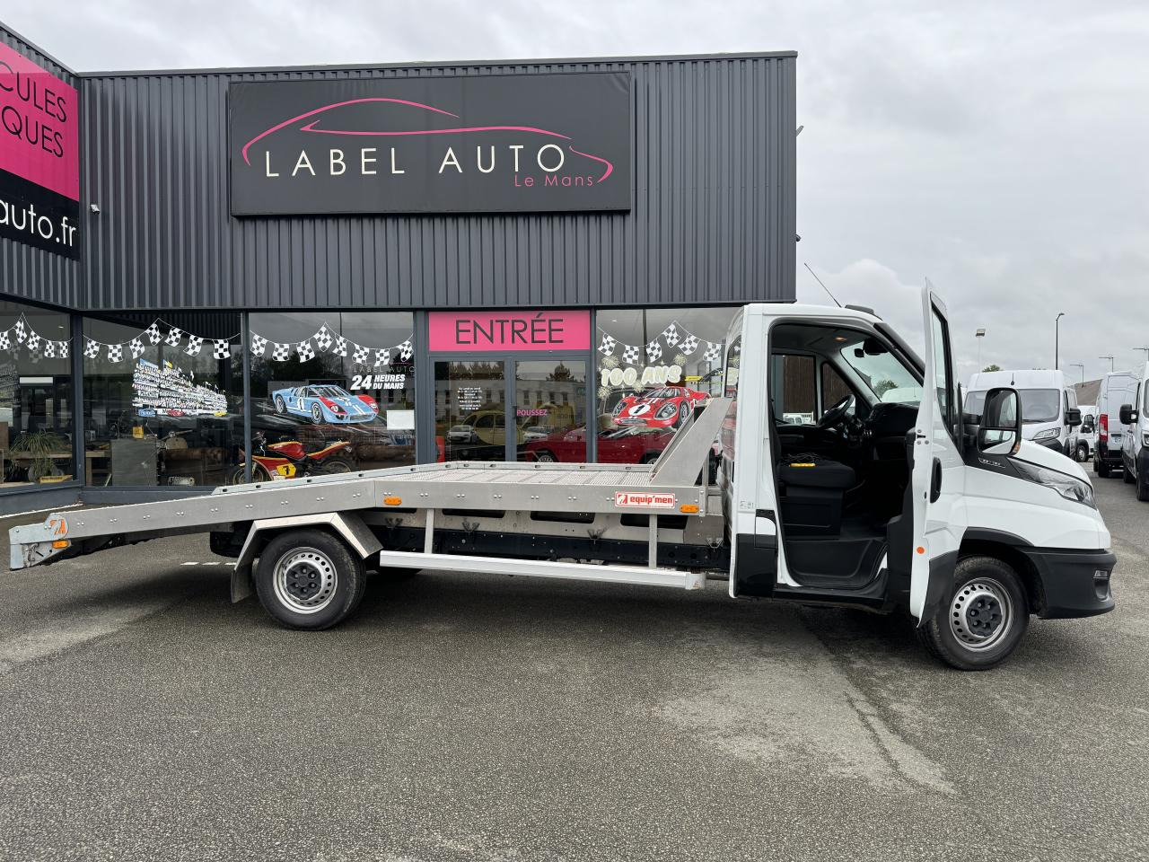 IVECO daily PORTE VOITURE DEPANNEUSE 35 S 16 3L0 160 CH EMPATTEMENT 4100 PLATEAU FIX'ALU EQUIP - Varevogn: billede 1 IVECO daily PORTE VOITURE DEPANNEUSE 35 S 16 3L0 160 CH EMPATTEMENT 4100 PLATEAU FIX'ALU EQUIP - Varevogn: billede 1