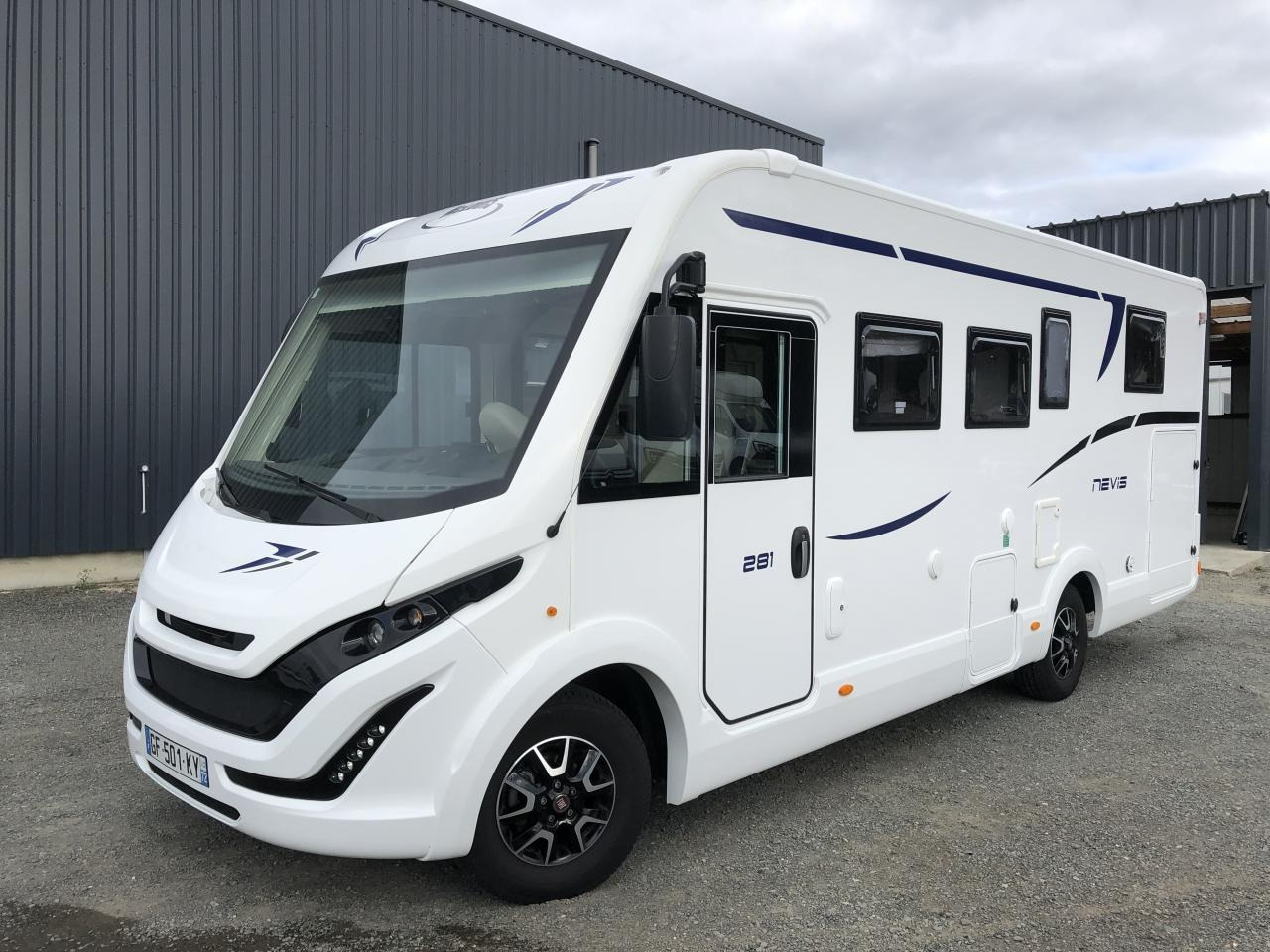 MC LOUIS NEVIS 281 - Helintegreret autocamper: billede 1 MC LOUIS NEVIS 281 - Helintegreret autocamper: billede 1
