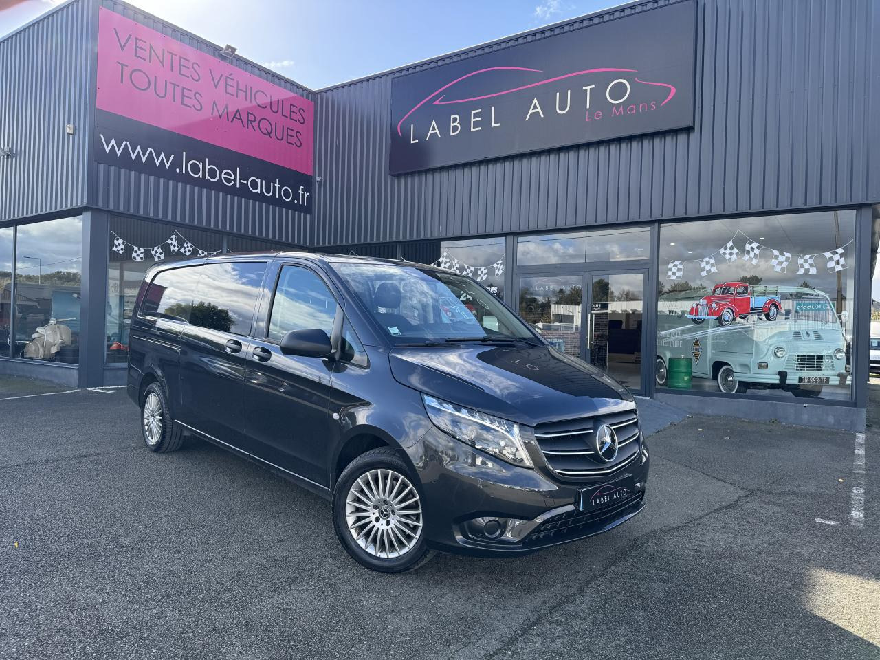 MERCEDES Vito MIXTO Extra Long 3.05t 119 CDI BlueEfficiency - BVA 9G-Tronic Propulsion MIXTO - BM 447 first - Varevogn: billede 2 MERCEDES Vito MIXTO Extra Long 3.05t 119 CDI BlueEfficiency - BVA 9G-Tronic Propulsion MIXTO - BM 447 first - Varevogn: billede 2