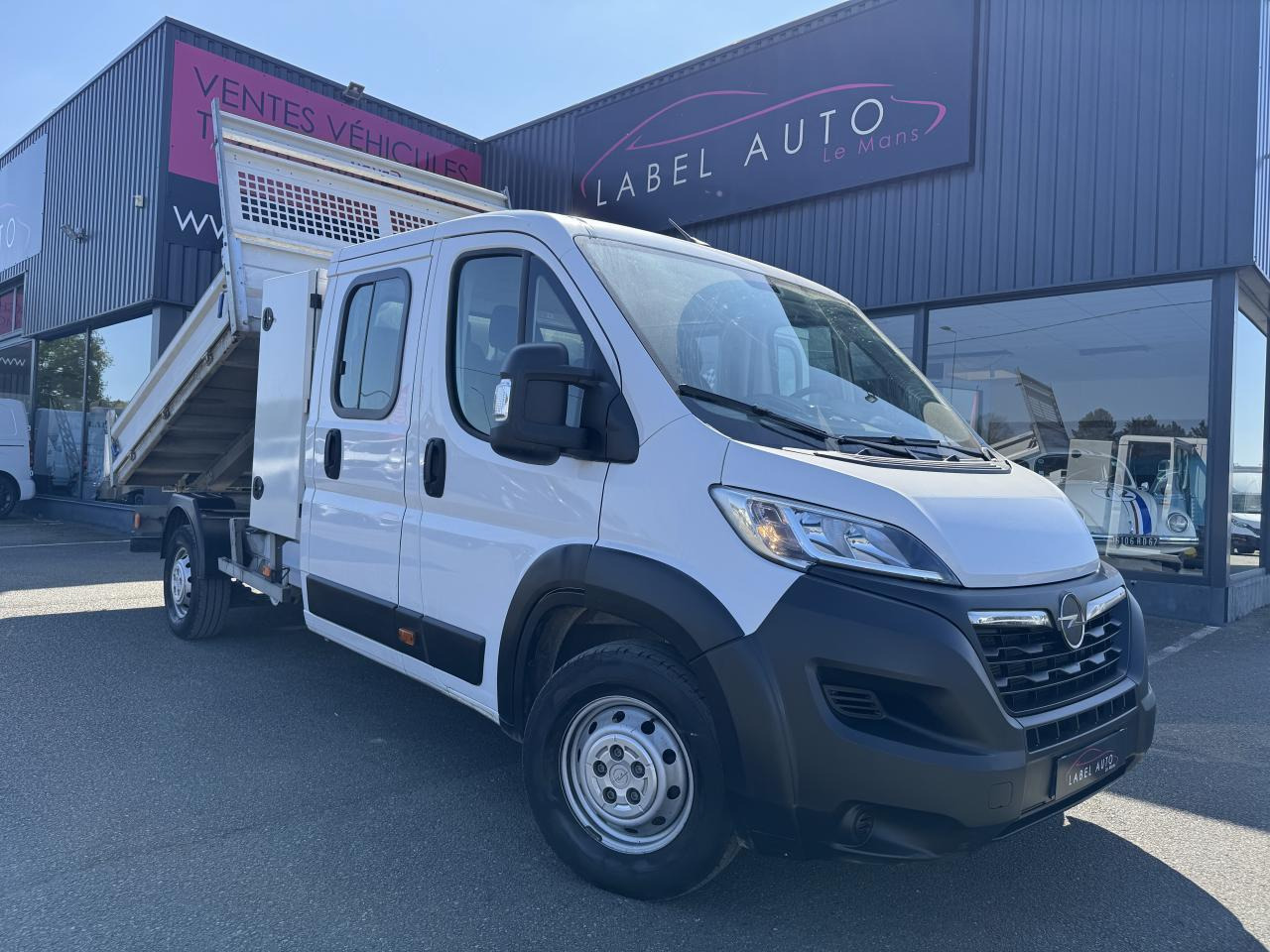 OPEL MOVANO 3T5 BENNE + COFFRE DOUBLE CABINE 6PLACES 2.2 HDI 165CH - Ladbil med tip: billede 2 OPEL MOVANO 3T5 BENNE + COFFRE DOUBLE CABINE 6PLACES 2.2 HDI 165CH - Ladbil med tip: billede 2