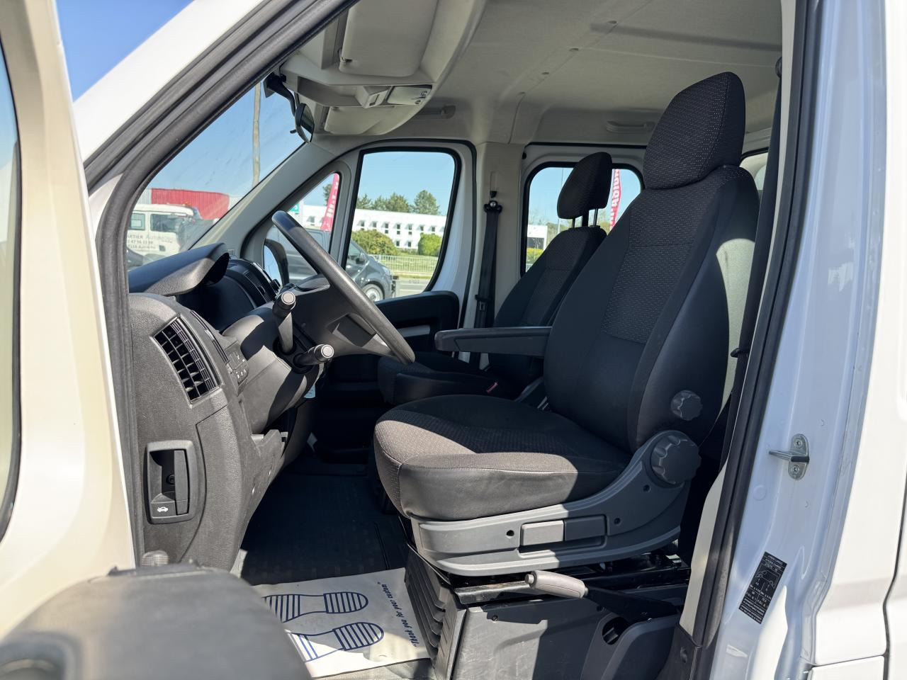 OPEL MOVANO 3T5 BENNE + COFFRE DOUBLE CABINE 6PLACES 2.2 HDI 165CH - Ladbil med tip: billede 4 OPEL MOVANO 3T5 BENNE + COFFRE DOUBLE CABINE 6PLACES 2.2 HDI 165CH - Ladbil med tip: billede 4