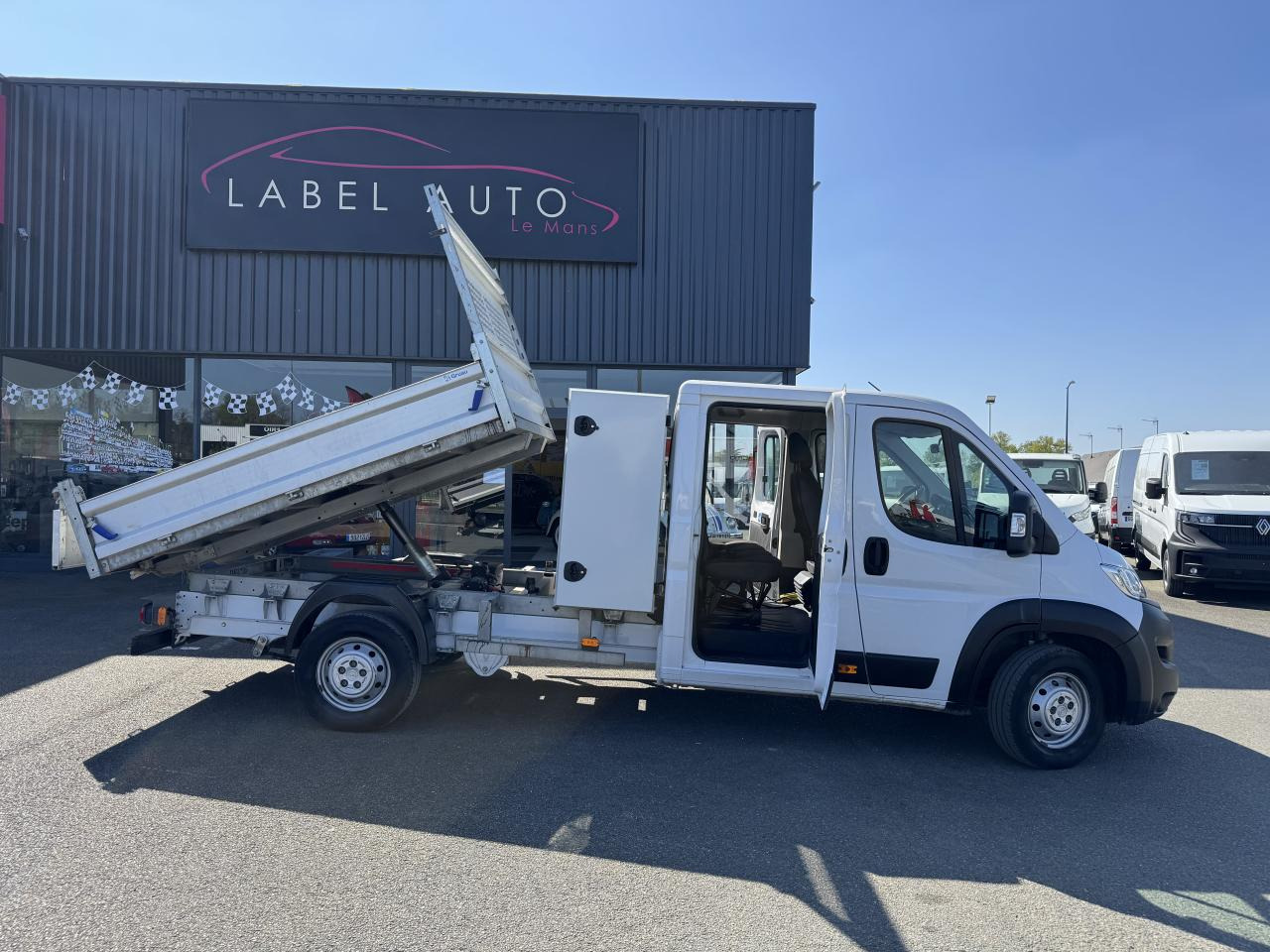OPEL MOVANO 3T5 BENNE + COFFRE DOUBLE CABINE 6PLACES 2.2 HDI 165CH - Ladbil med tip: billede 1 OPEL MOVANO 3T5 BENNE + COFFRE DOUBLE CABINE 6PLACES 2.2 HDI 165CH - Ladbil med tip: billede 1