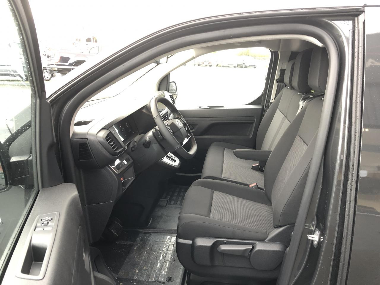 OPEL Vivaro XL 2.2 Diesel - 180CH EAT8 CABINE APPROFONDIE 5 PLACES - Varevogn: billede 5 OPEL Vivaro XL 2.2 Diesel - 180CH EAT8 CABINE APPROFONDIE 5 PLACES - Varevogn: billede 5