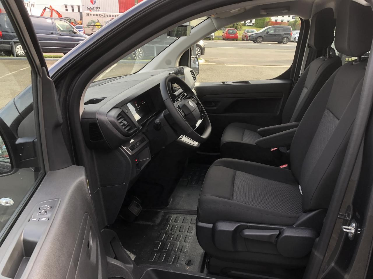 PEUGEOT Expert XL 2.0 BlueHDi - 180 S&S - BV EAT8 III CABINE APPROFONDIE Fourgon Cabine approfondie Fix - Varevogn: billede 5 PEUGEOT Expert XL 2.0 BlueHDi - 180 S&S - BV EAT8 III CABINE APPROFONDIE Fourgon Cabine approfondie Fix - Varevogn: billede 5