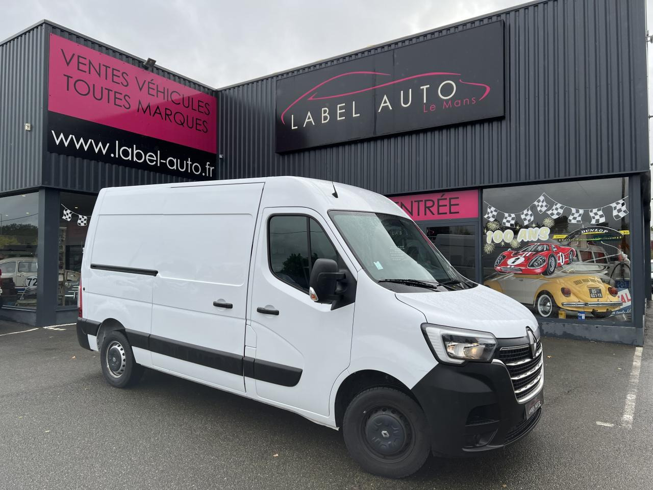 RENAULT Master Grand Confort F3300 L2H2 2.3 dCi - 135 III FOURGON Fourgon L2H2 Traction PHASE 3 - Varevogn: billede 1 RENAULT Master Grand Confort F3300 L2H2 2.3 dCi - 135 III FOURGON Fourgon L2H2 Traction PHASE 3 - Varevogn: billede 1