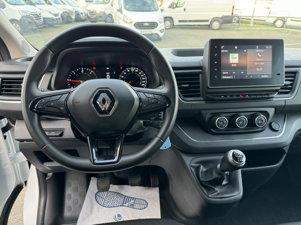 RENAULT TRAFIC L2H1 2.0 DCI 130CH GRAND CONFORT - Varevogn: billede 4 RENAULT TRAFIC L2H1 2.0 DCI 130CH GRAND CONFORT - Varevogn: billede 4