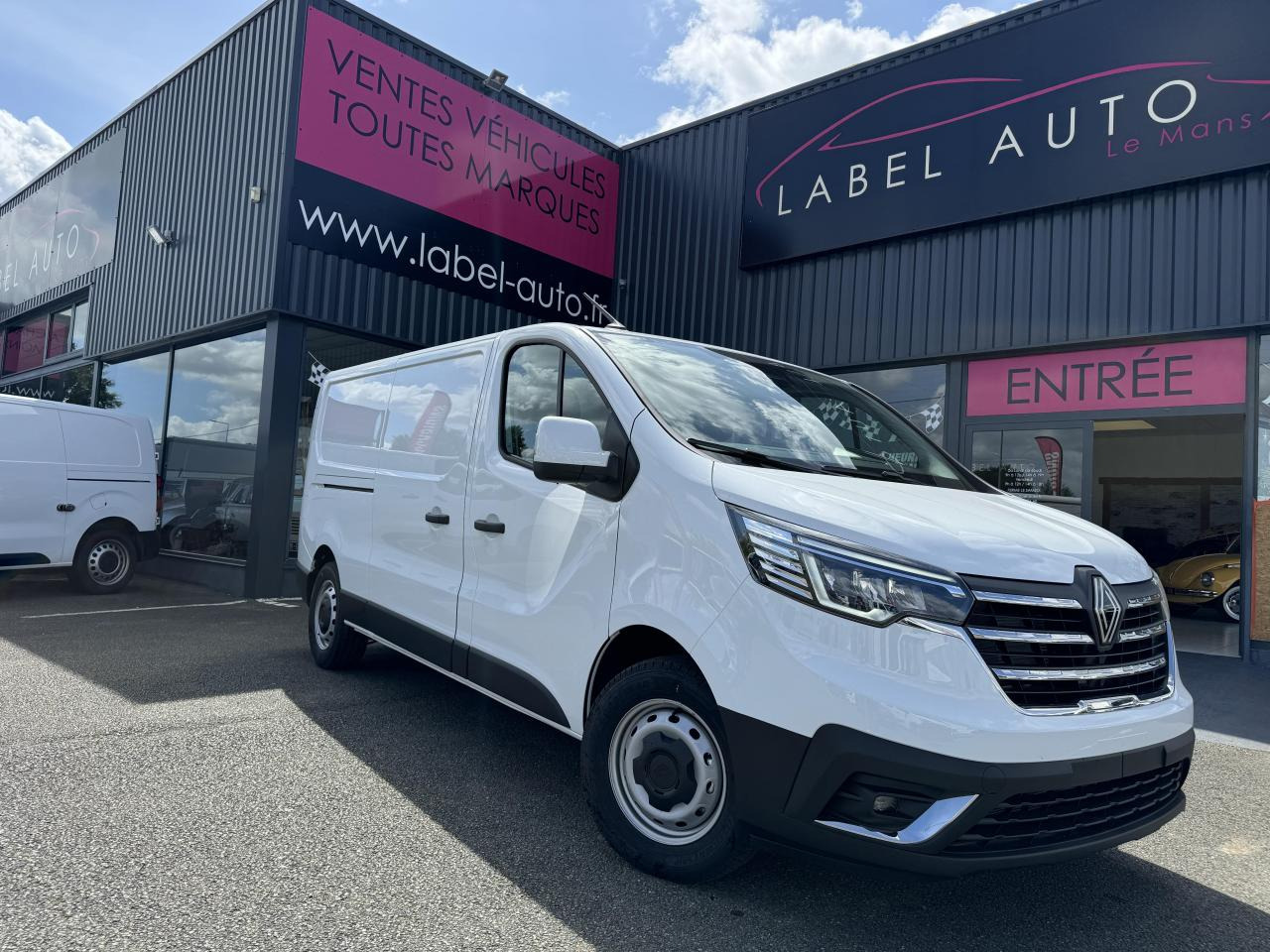 RENAULT Trafic L2H1 3000 Kg 2.0 Blue dCi - 130 2024 III FOURGON Fourgon Advance L2H1 PHASE 3 - Varevogn: billede 1 RENAULT Trafic L2H1 3000 Kg 2.0 Blue dCi - 130 2024 III FOURGON Fourgon Advance L2H1 PHASE 3 - Varevogn: billede 1