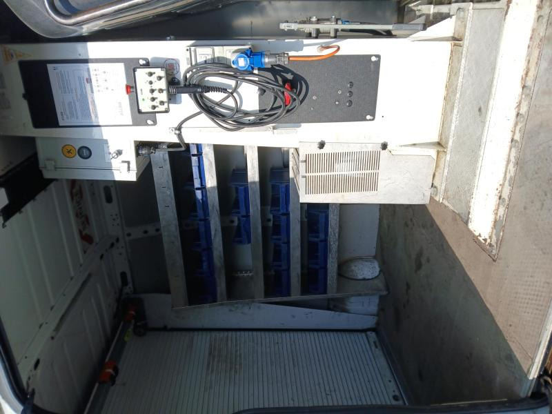 MASTER L2H2 145CV NACELLE - Lastbil med mandskabslift: billede 5 MASTER L2H2 145CV NACELLE - Lastbil med mandskabslift: billede 5