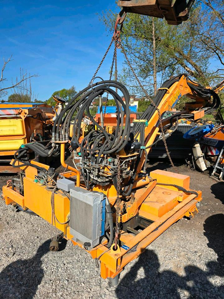 Mulag MHU 800 Mähausleger Böschungsmäher Böschungsmulcher für Unimog 405 U 300 400 500 318 423 427 430 527 535 530 Mercedes-Benz - Armklipper: billede 3 Mulag MHU 800 Mähausleger Böschungsmäher Böschungsmulcher für Unimog 405 U 300 400 500 318 423 427 430 527 535 530 Mercedes-Benz - Armklipper: billede 3