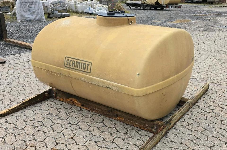 Tankcontainer Schmidt Mulag 2m3 Wassertank Wasserfass Speidel für Unimog UGE UGN 405 U300 400 500 427 430 LKW Boschung wassertank Laugentank Bewässerung 5000liter: billede 6 Tankcontainer Schmidt Mulag 2m3 Wassertank Wasserfass Speidel für Unimog UGE UGN 405 U300 400 500 427 430 LKW Boschung wassertank Laugentank Bewässerung 5000liter: billede 6