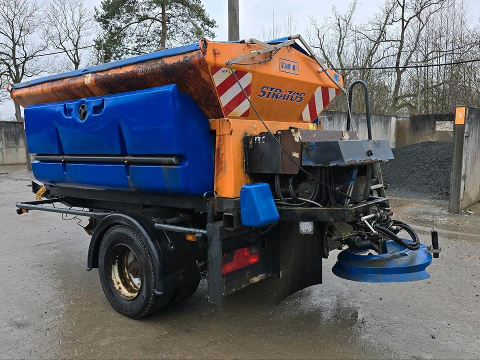 Schmidt Stratos B35-30 AWCLN-490 3,5m3 Salzstreuanhänger Bandstreuer Streuanhänger IMSSF Salzstreuer Winterdienst Streuautomat Streusilo Solestreuer - Sand-/ Saltspreder: billede 1 Schmidt Stratos B35-30 AWCLN-490 3,5m3 Salzstreuanhänger Bandstreuer Streuanhänger IMSSF Salzstreuer Winterdienst Streuautomat Streusilo Solestreuer - Sand-/ Saltspreder: billede 1