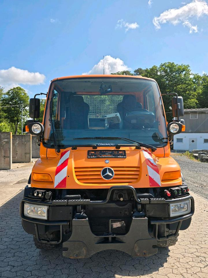 Unimog 405/10 U300 Bluetec 5 Mercedes-Benz U 300 290 400 500 UGE UGN Jotha Absetzkipper Absetzer - Snerydningsmaskine: billede 5 Unimog 405/10 U300 Bluetec 5 Mercedes-Benz U 300 290 400 500 UGE UGN Jotha Absetzkipper Absetzer - Snerydningsmaskine: billede 5