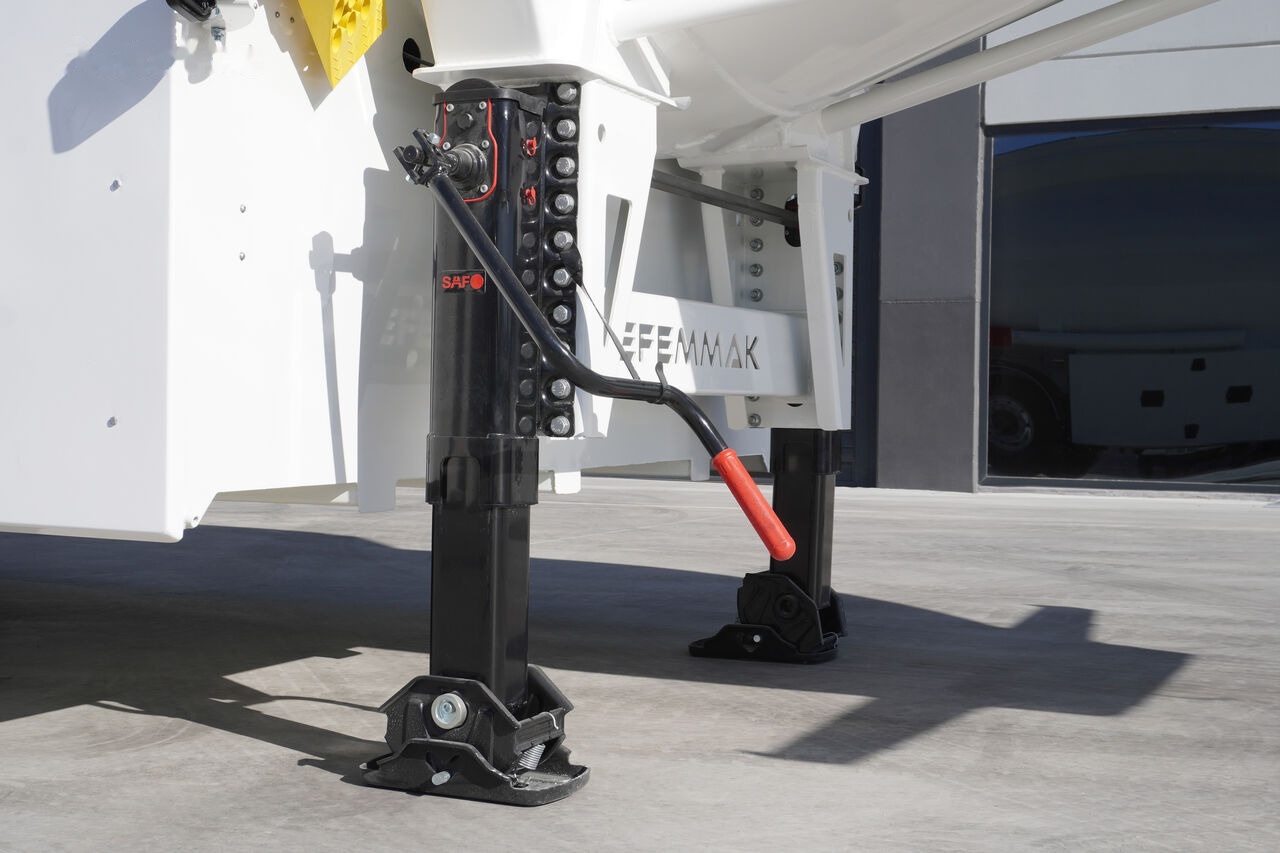 Leje en EFEMMAK E.FAST.GN.38.5 ADR Aluminum Fuel Trailer EFEMMAK E.FAST.GN.38.5 ADR Aluminum Fuel Trailer: billede 8