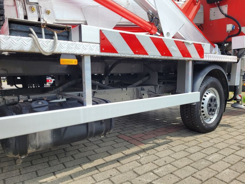 Iveco Daily 35S12 podnośnik koszowy 21 m Multitel MX210 - Lastbil med mandskabslift: billede 4 Iveco Daily 35S12 podnośnik koszowy 21 m Multitel MX210 - Lastbil med mandskabslift: billede 4