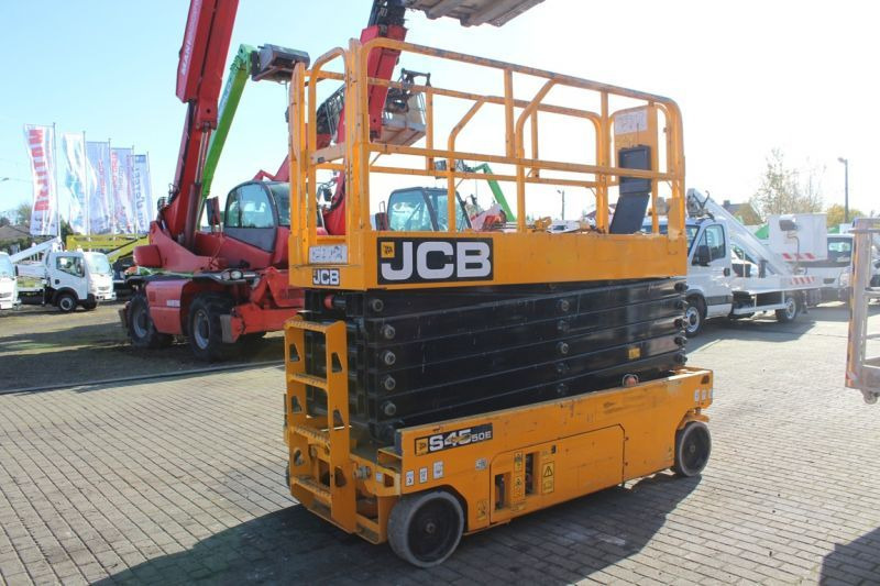 JCB podnośnik nożycowy elektryczny 16 m JCB S4550E - Sakselift: billede 4 JCB podnośnik nożycowy elektryczny 16 m JCB S4550E - Sakselift: billede 4