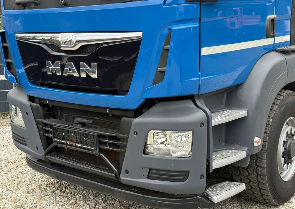 MAN * MAN 18.440 TGS * 4x4 * HDS Fassi F215 * Sprowadzony * 95 000 KM ! * Stan Jak Nowy - Lastbil med lad, Lastbil med kran: billede 3 MAN * MAN 18.440 TGS * 4x4 * HDS Fassi F215 * Sprowadzony * 95 000 KM ! * Stan Jak Nowy - Lastbil med lad, Lastbil med kran: billede 3