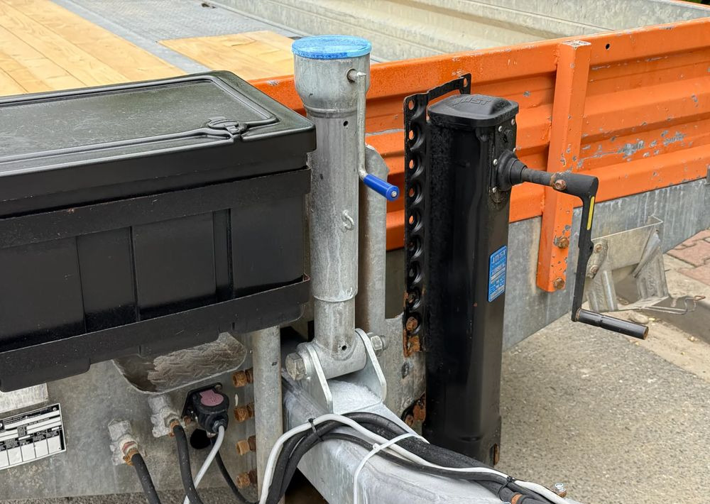 Schmidt * Przyczepa do Przewozu Maszyn Koparek * Schmidt * Najazdy * Jak NOWA - Nedbygget platform påhængsvogn: billede 4 Schmidt * Przyczepa do Przewozu Maszyn Koparek * Schmidt * Najazdy * Jak NOWA - Nedbygget platform påhængsvogn: billede 4