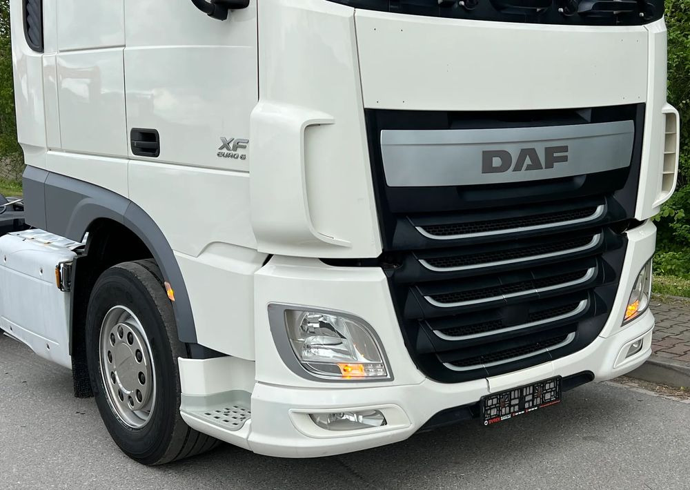 DAF * DAF XF 106 * SPROWADZONY * SUPER STAN CIĄGNIK SIODŁOWY Euro 6 - Trækker: billede 2 DAF * DAF XF 106 * SPROWADZONY * SUPER STAN CIĄGNIK SIODŁOWY Euro 6 - Trækker: billede 2