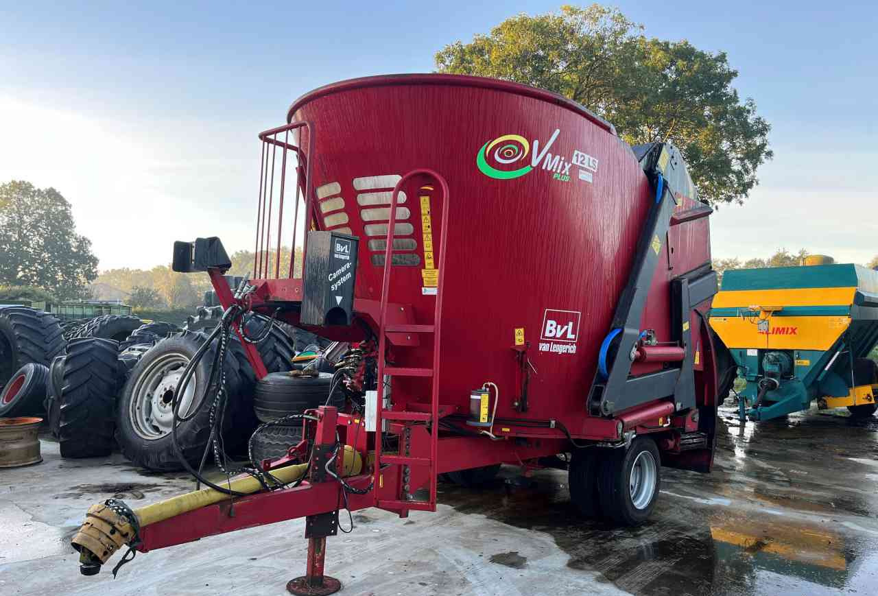 BVL V-Mix 12 LS Voermengwagen Voermachines - Fuldfoderblander: billede 2 BVL V-Mix 12 LS Voermengwagen Voermachines - Fuldfoderblander: billede 2
