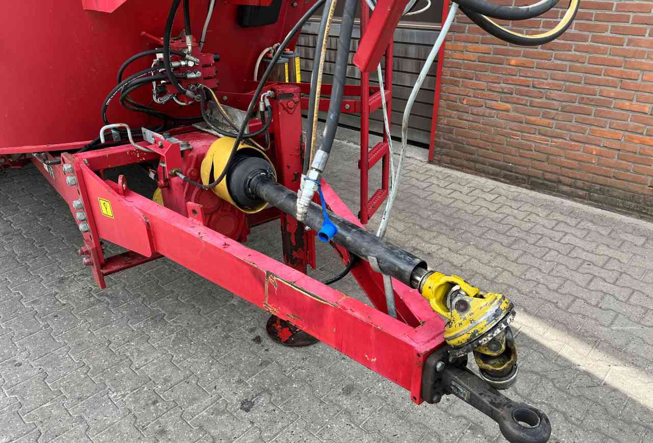 BVL V-Mix 24-2S Voermengwagen voermachines - Fuldfoderblander: billede 5 BVL V-Mix 24-2S Voermengwagen voermachines - Fuldfoderblander: billede 5