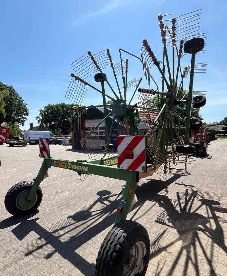 Krone Swadro 900 zwadhark weidebouwmachines - Høvender: billede 4 Krone Swadro 900 zwadhark weidebouwmachines - Høvender: billede 4