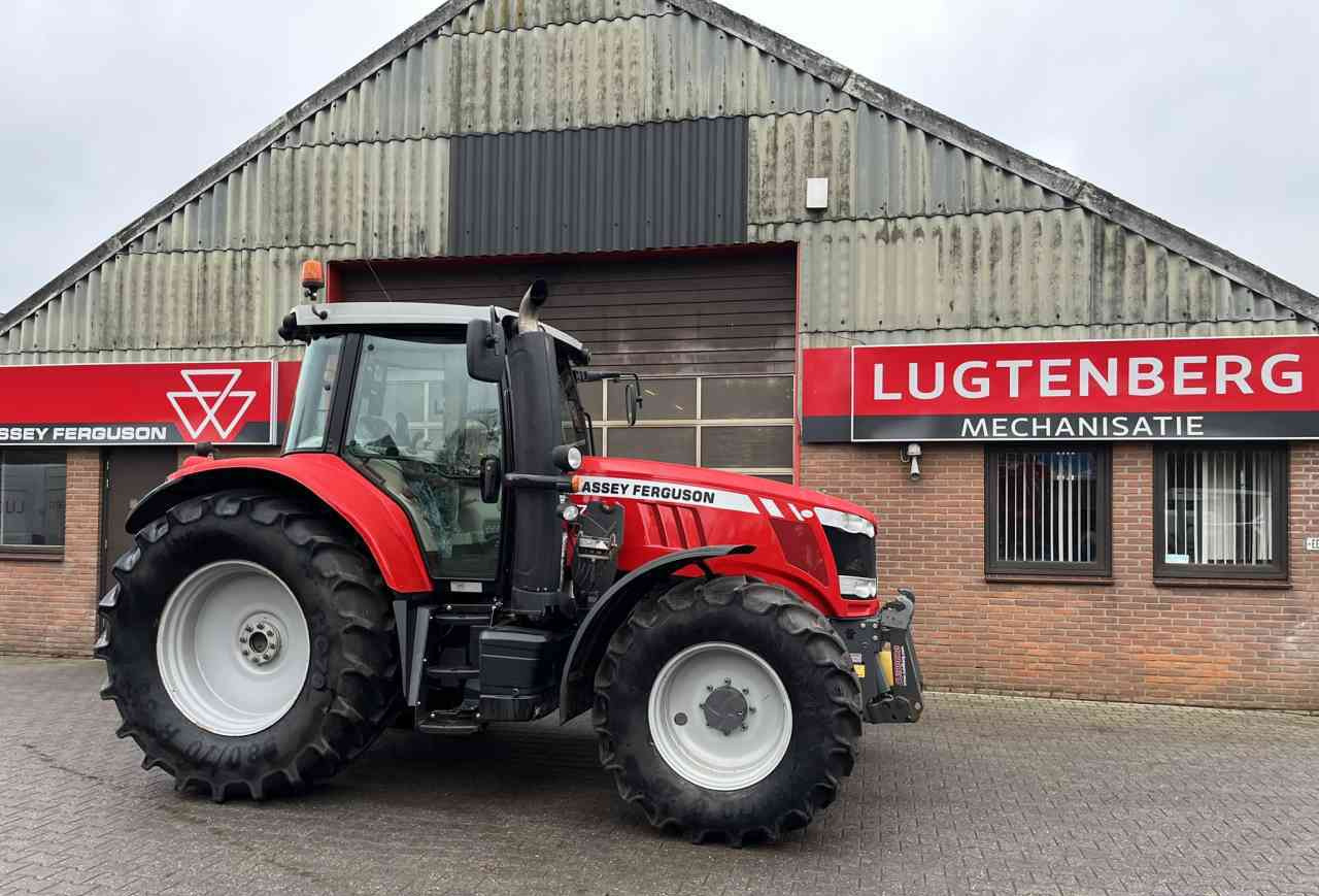 Massey Ferguson 7715 Dyna-6 Efficient Tractoren - Traktor: billede 1 Massey Ferguson 7715 Dyna-6 Efficient Tractoren - Traktor: billede 1