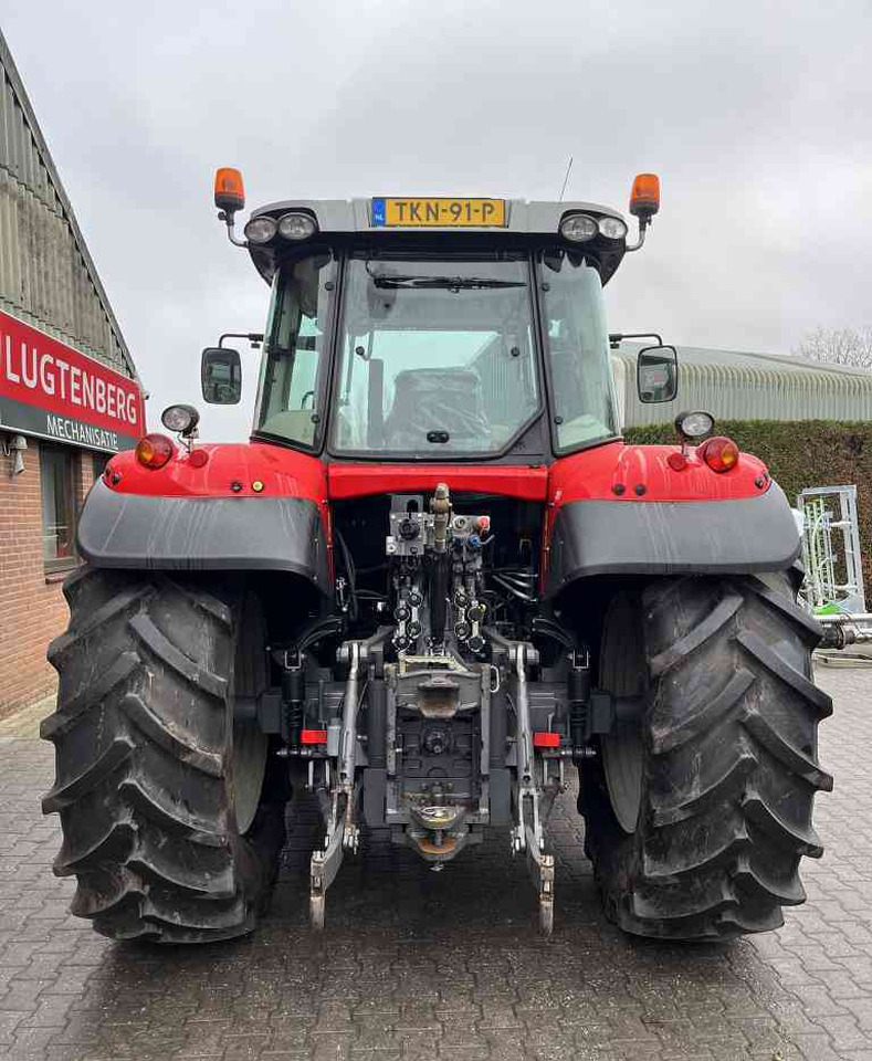 Massey Ferguson 7715 Dyna-6 Efficient Tractoren - Traktor: billede 5 Massey Ferguson 7715 Dyna-6 Efficient Tractoren - Traktor: billede 5