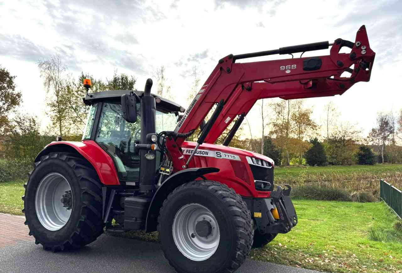 Massey Ferguson 7715S Dyna-6 Efficient Tractoren - Traktor: billede 2 Massey Ferguson 7715S Dyna-6 Efficient Tractoren - Traktor: billede 2